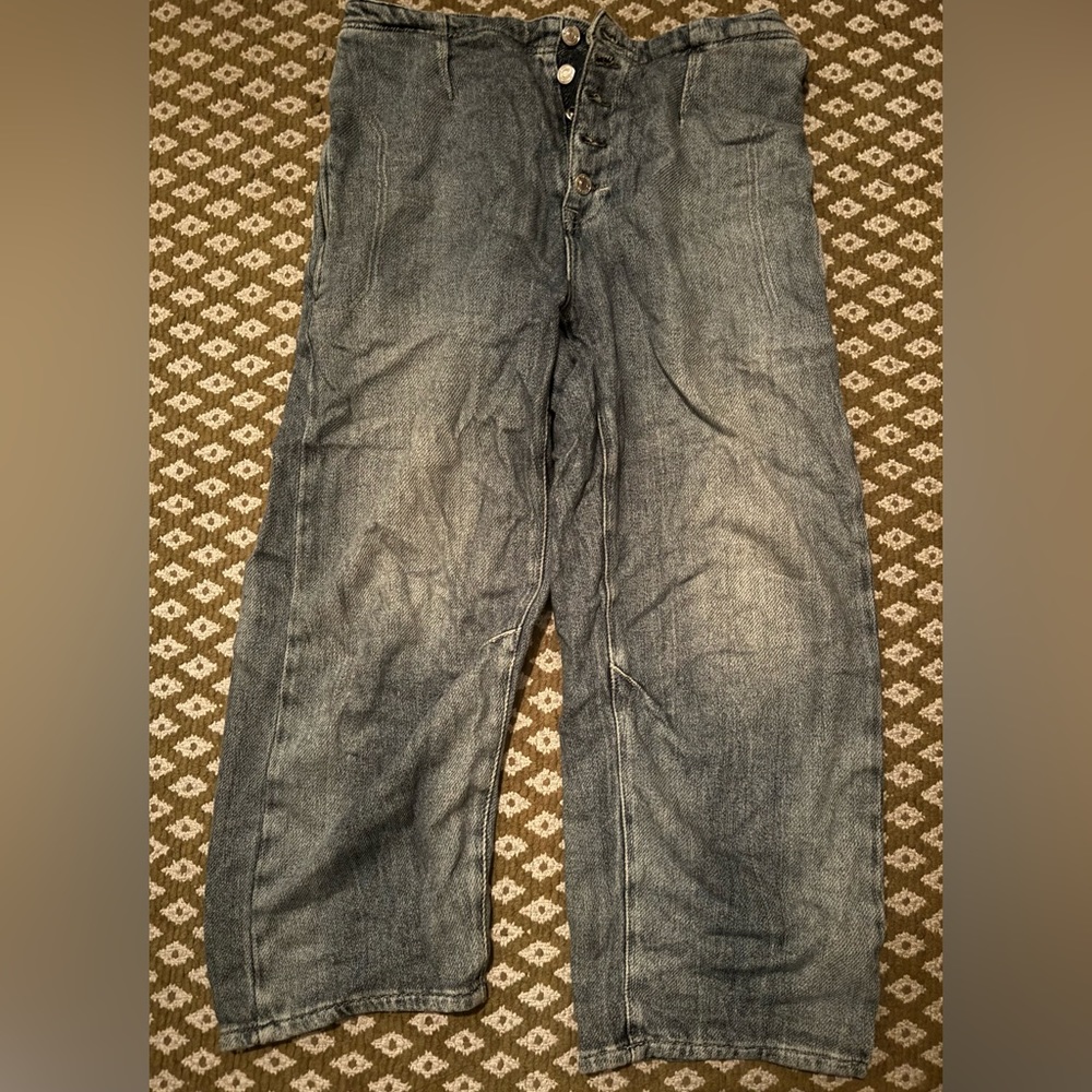 Free People Osaka jeans size 28/ worn once